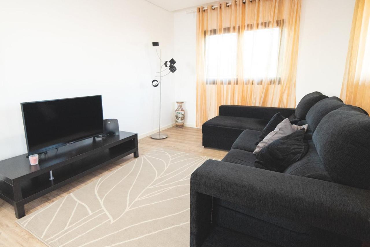 Viana Fishers House - Pool & Beach ! Виана-ду-Каштелу Экстерьер фото