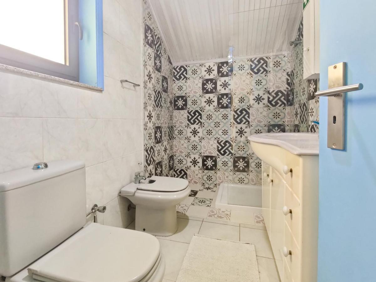 Viana Fishers House - Pool & Beach ! Виана-ду-Каштелу Экстерьер фото