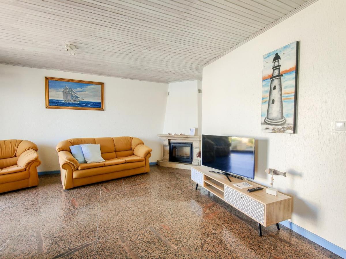 Viana Fishers House - Pool & Beach ! Виана-ду-Каштелу Экстерьер фото
